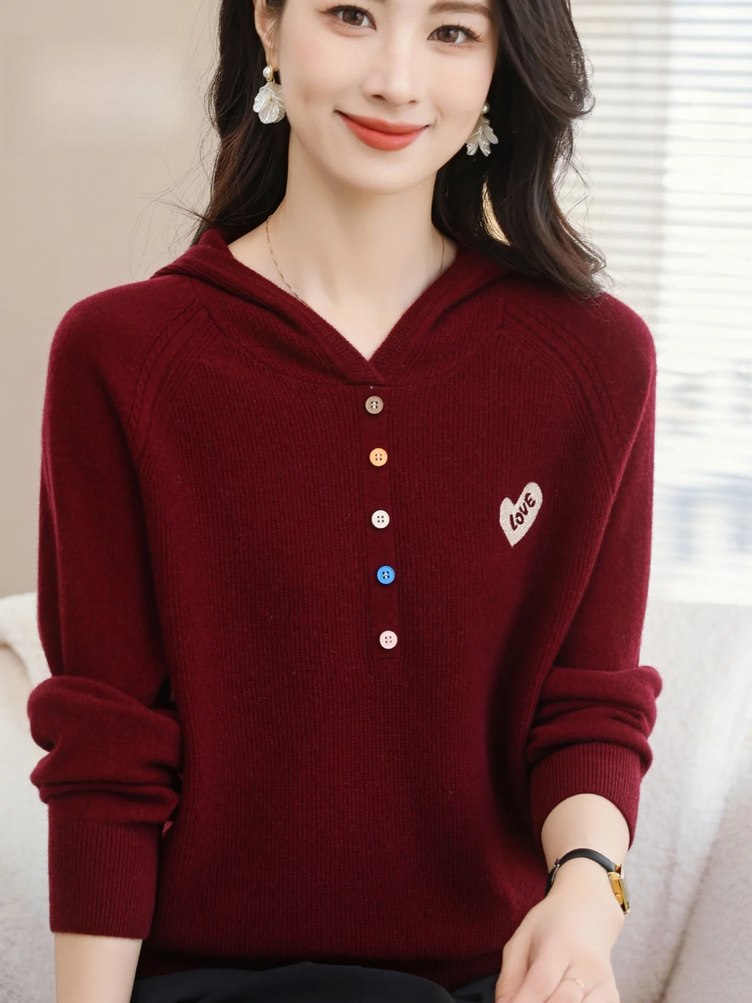 

00% Pure Wool Button-Up Knitwear Women's Loose Slimming Versatile Sweater Faionable Overhead Top for Middle-Aged And ly