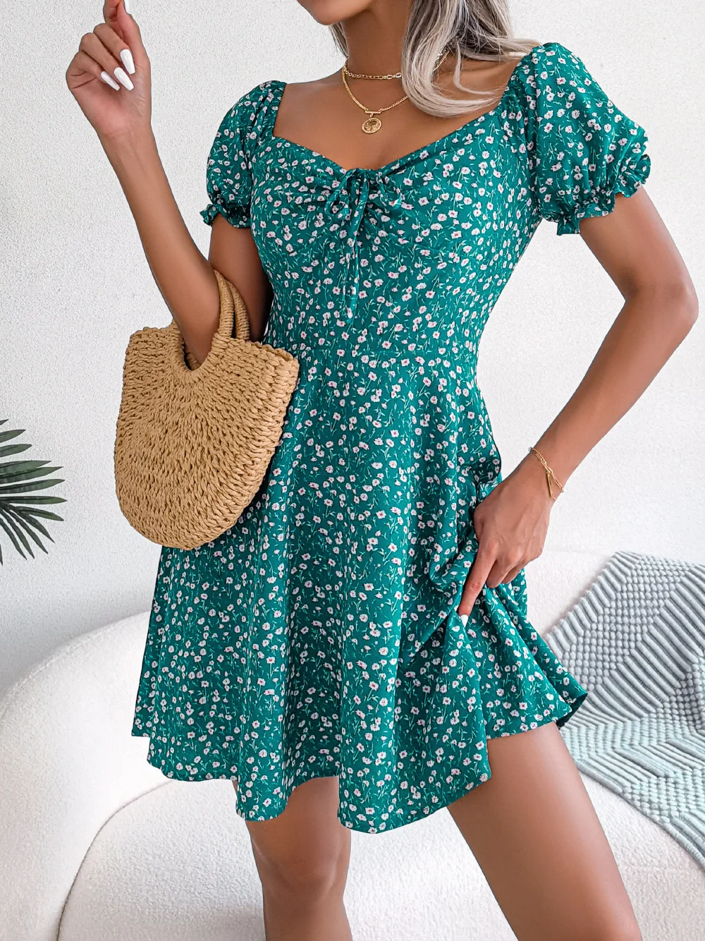 Women's Casual Short Dress A-line  V-neck Bell Sleeves Lace Floral Long Spring Summer Travel Vacation Casual Ladies Mini Dress