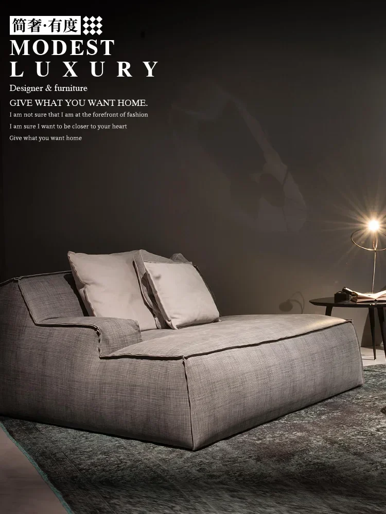 اسم كبير أريكة من القماش البلوري تكنولوجيا القماش الإيطالي الخفيف غرفة المعيشة الفاخرة مصمم أريكة صغيرة مسطحة صف مستقيم للبيع