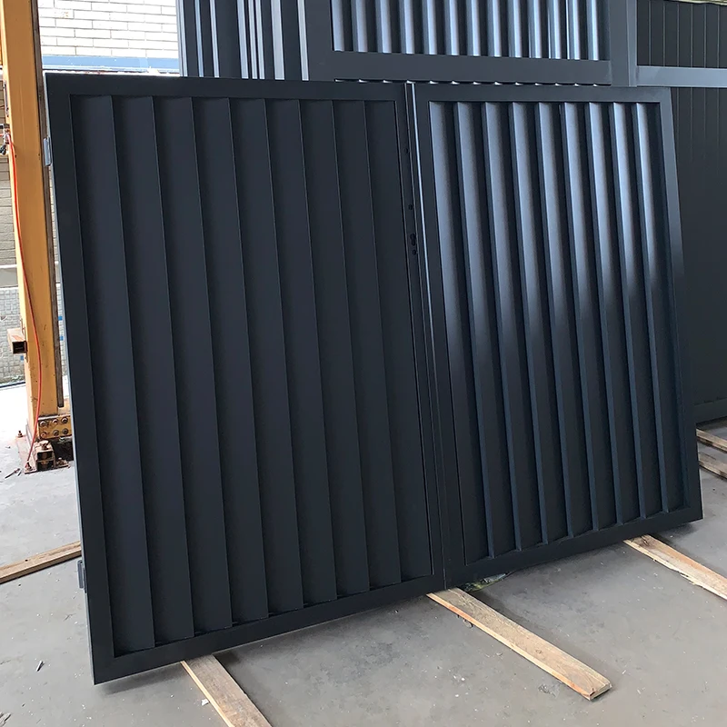 Popular Modern Outdoor Waterproof Aluminum Horizontal Slat Fencing Screen Louver Fence Panels