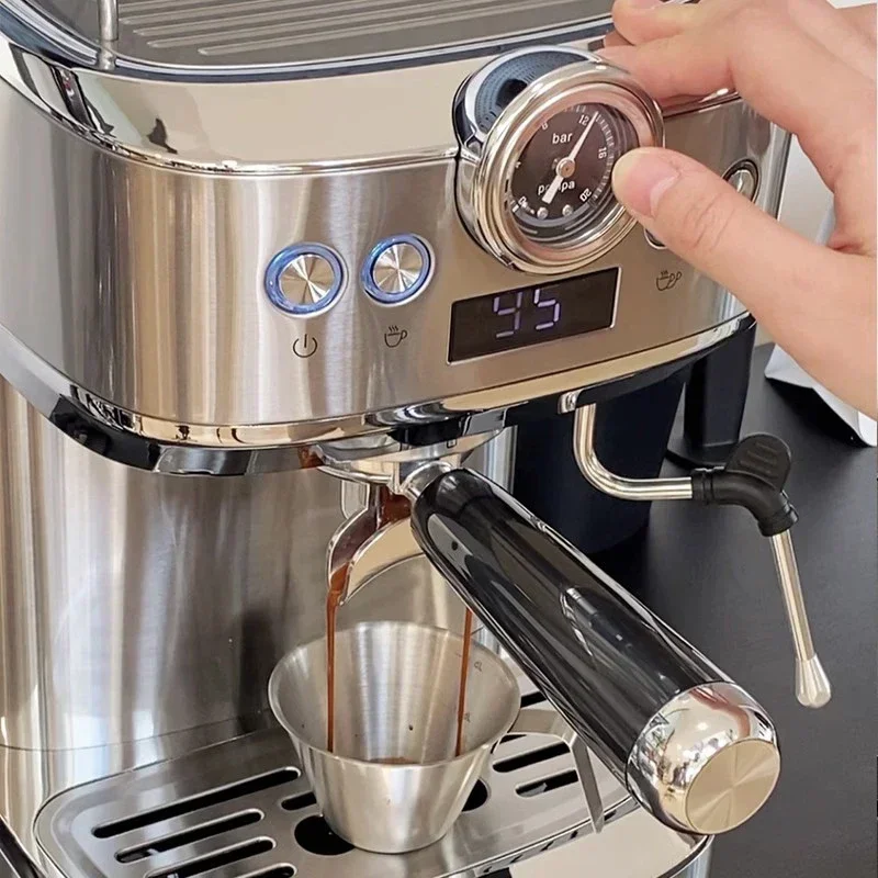 Huishoudelijke Espressomachine met Melkopschuimer 20Bar Espresso Retro Cappuccino Latte Halfautomatische Koffiemachine
