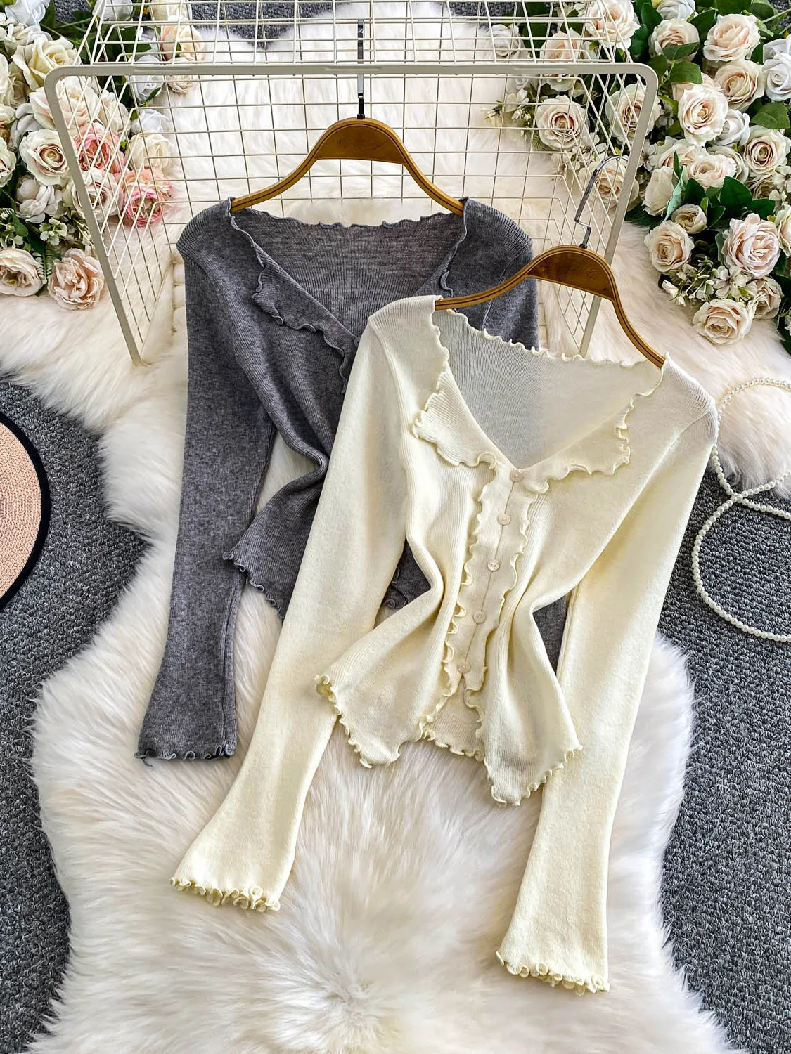 

Sweet Sister Sle Knitted Top Women's Autumn Winter Long Sve Bell Sve V Ne Wooden Trim Base irt Daily Wear