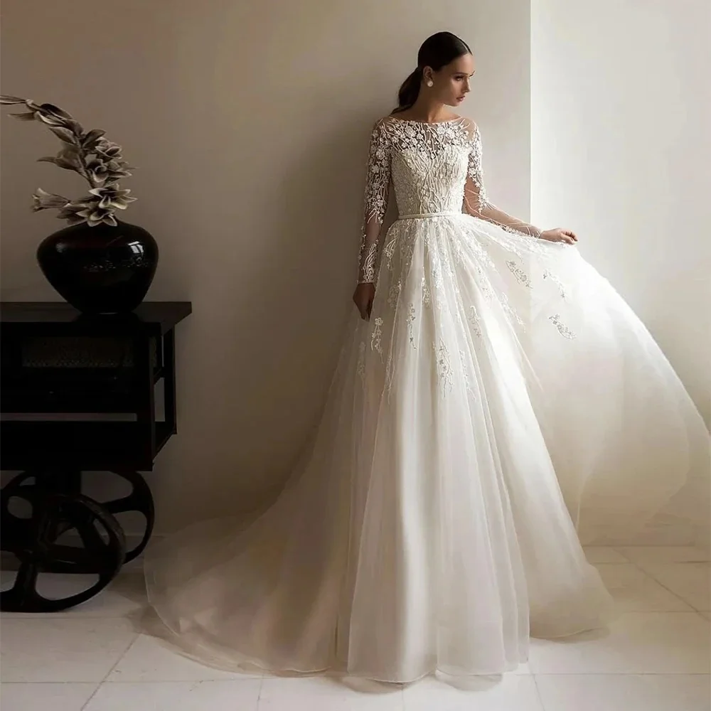 

Sexy Round Neck Vestidos De Novia Long Sleeve Lace Sweep Train Wedding Dresses Appliques Vestido De Noiva