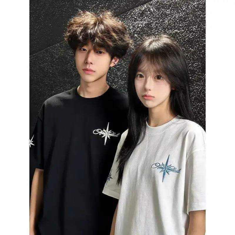 

Loose Fit Floral Embroidery T-Shirt Short Sleeve American High Street Style Men's Summer Fashion Casual Couple's Top