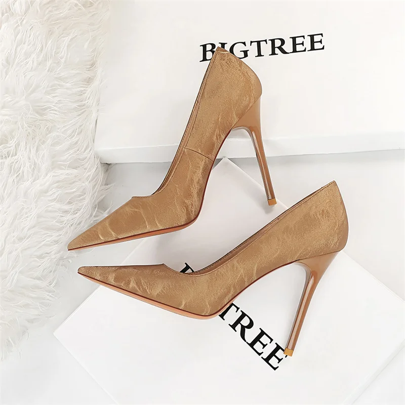 

Retro Simple Shallow Mouth Pointed Toe Women Comfort Leather Stiletto High Heels Sexy Shoes New Fashion Solid Shoes