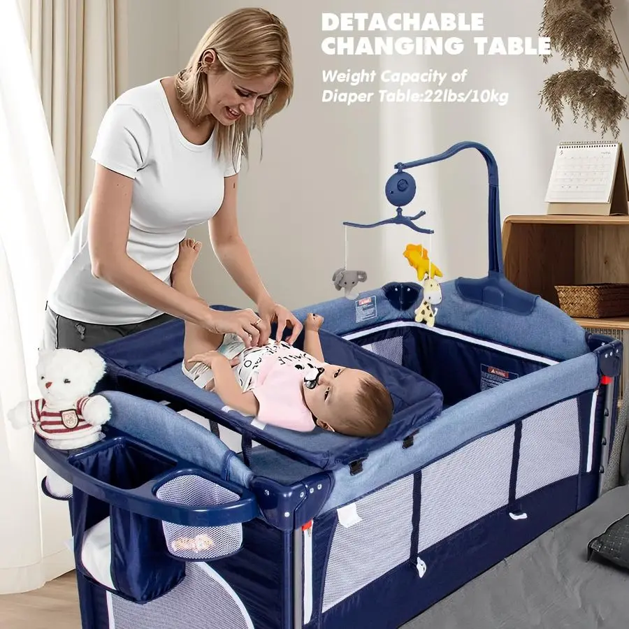 سرير بجانب السرير مع طاولة تغيير الحفاضات المحمولة، عبوة 5 في 1 وسرير أطفال للتشغيل لحديثي الولادة، ومرتبة اللعب، وصندوق الموسيقى، وحمل B