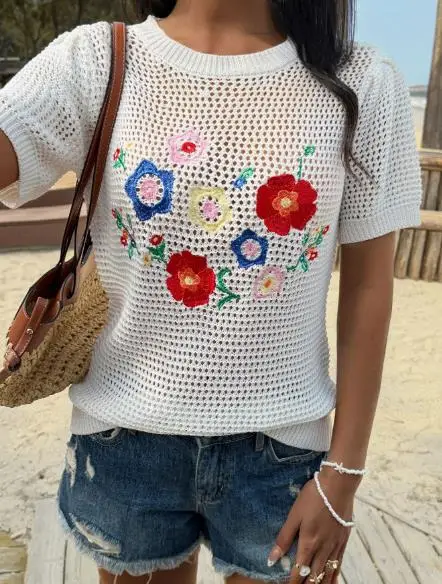 

Women's 2026 Spring/summer New Casual Vacation Woolen Hollow Embroidered Top Simple Fashion Retro Elegant Top