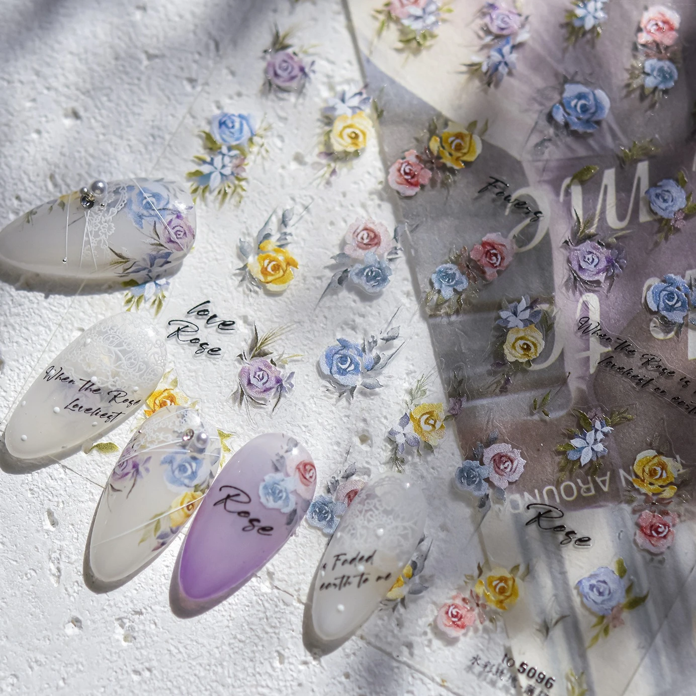 Estilo aquarela rosa flor colorida rosa chinensis 3d 5d relevos planos encantadores autoadesivos adesivos de arte de unha decalques de manicure