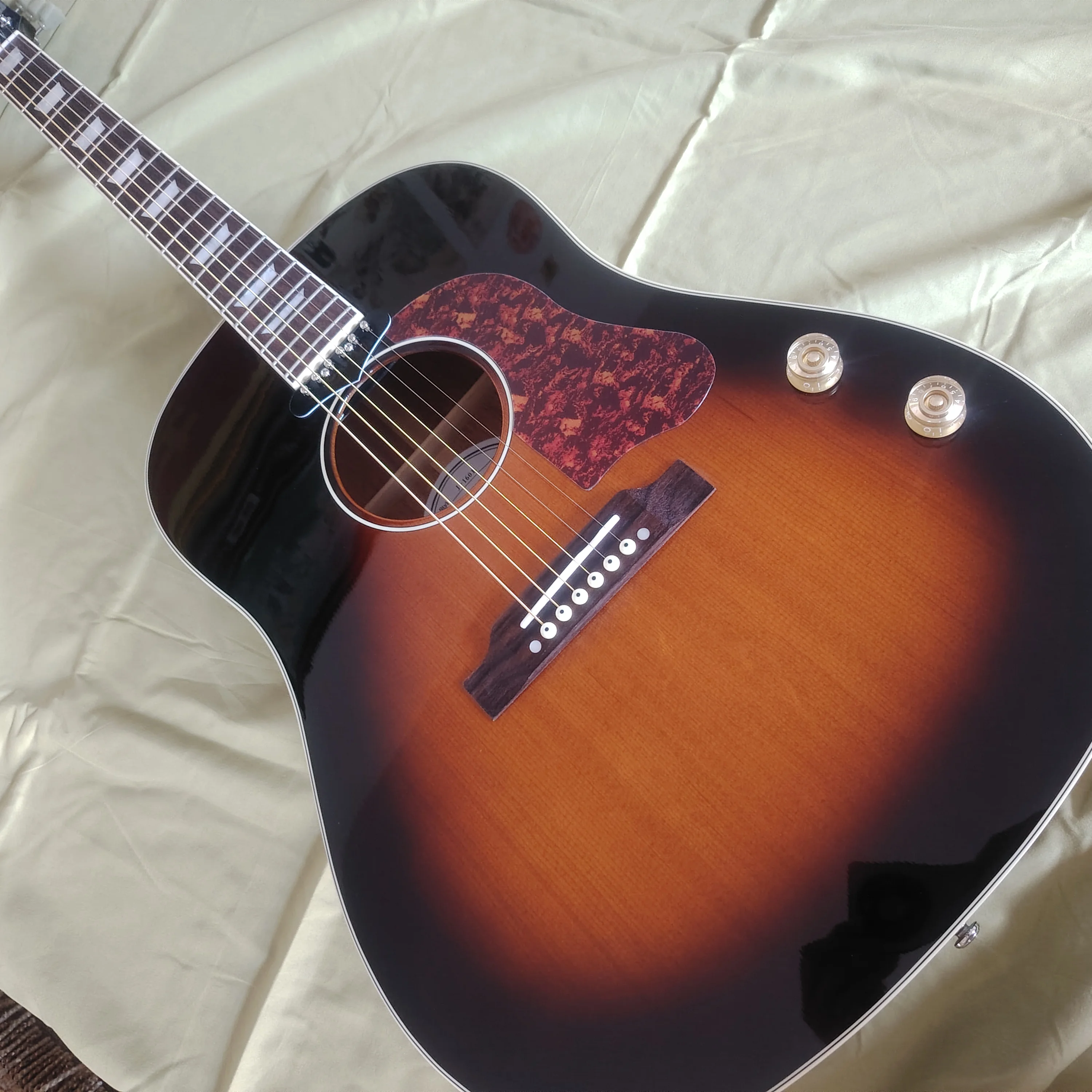 High Quality 6-string J-160TS Acoustic Guitar in Stock, Spruce Top, Rosewood Fingerboard, Fast Shipping from Local Warehouse in the United States