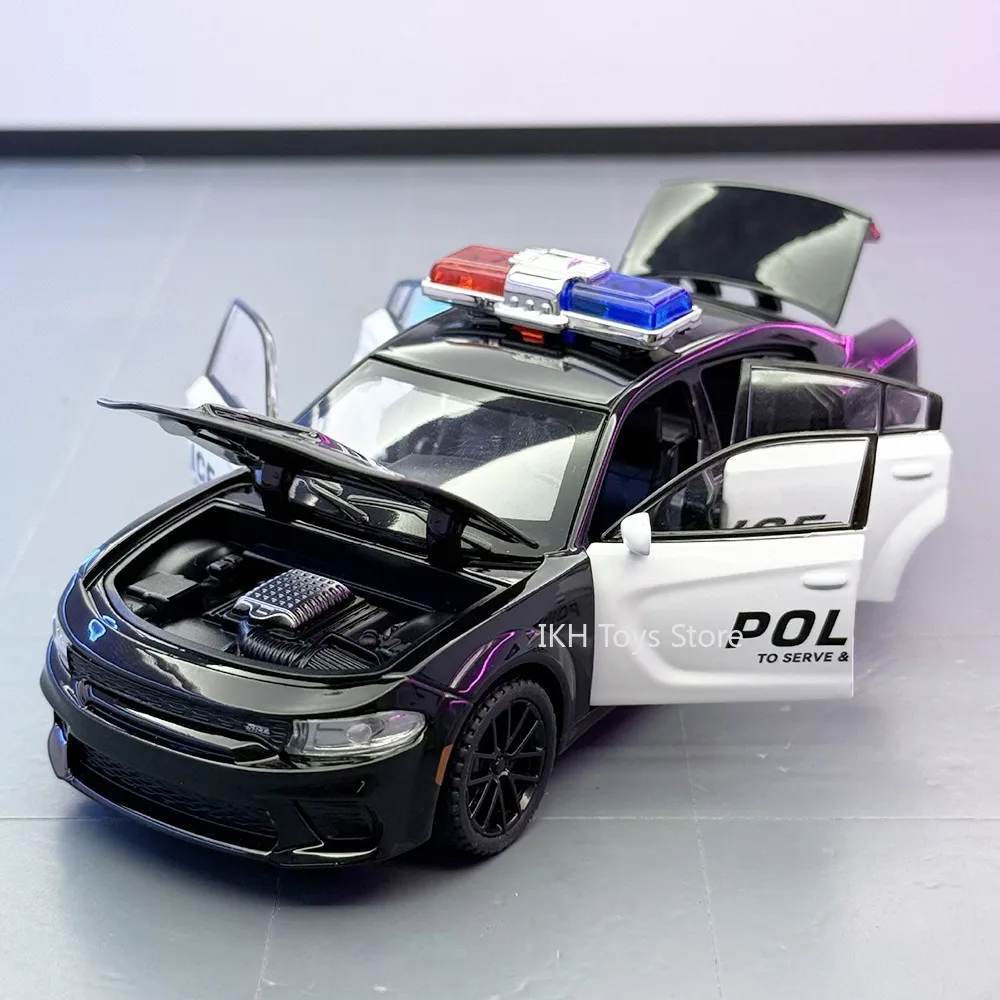 

1:32 Charger X-Trail Model Toy Police Cars Alloy Diecast Sound Light Doors Opened Pull Back Ornament Vehicles for Boys Gifts