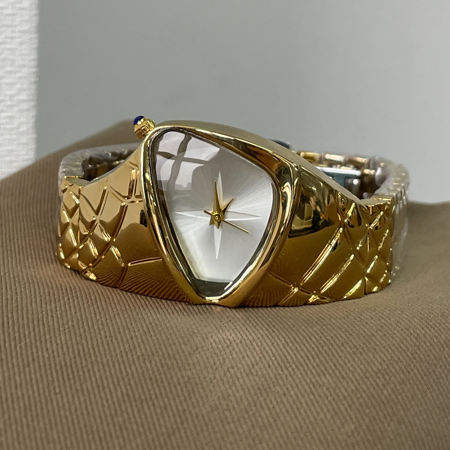 CILOA-Unique Triangle Dial Gold Watch Women Vintage Luxury Bracelet Minimalist Single Hand Elegant Quartz Wrist Watch-5973
