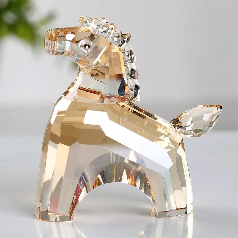 

Creative Crystal Horse Figurine Elegant Zodiac Animal Office Desk Decor Unique Christmas Birthday Gift Desktop Decoration Crafts