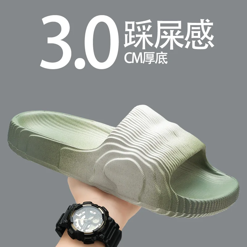 2025 nuevas zapatillas informales de verano de gran tamaño para hombre, diseño de coco de un personaje, zapatillas de estilo de pareja con parte inferior gruesa, suela de EVA