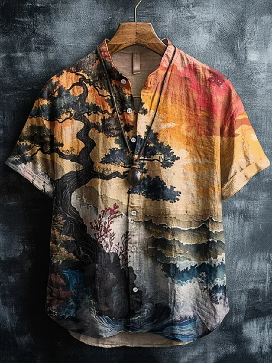 New men's colorful hand-painted fish short-sleeved shirt, casual graffiti style, loose fit, Hawaiian print men's vacation top.