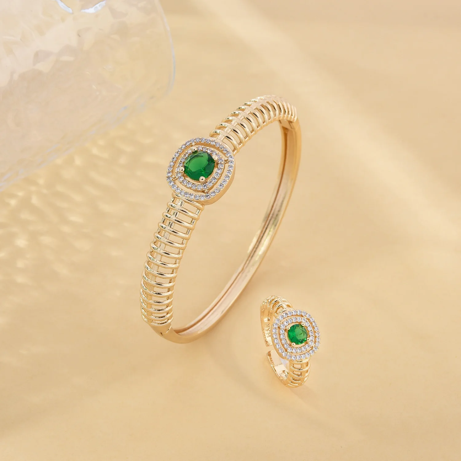 イミテーションパールとラインストーンのジュエリーセット、女性、バングル、ヨーロッパのアメリカのファッション、セットあたり2個