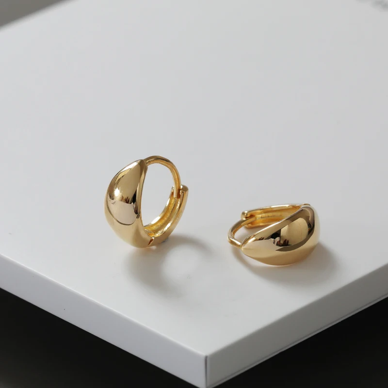 

2025 New Wholesale 8.0mm Inner Huggie Earrings Piercing Lobe Thick Fashion Hoop Earrings 10K Real Gold