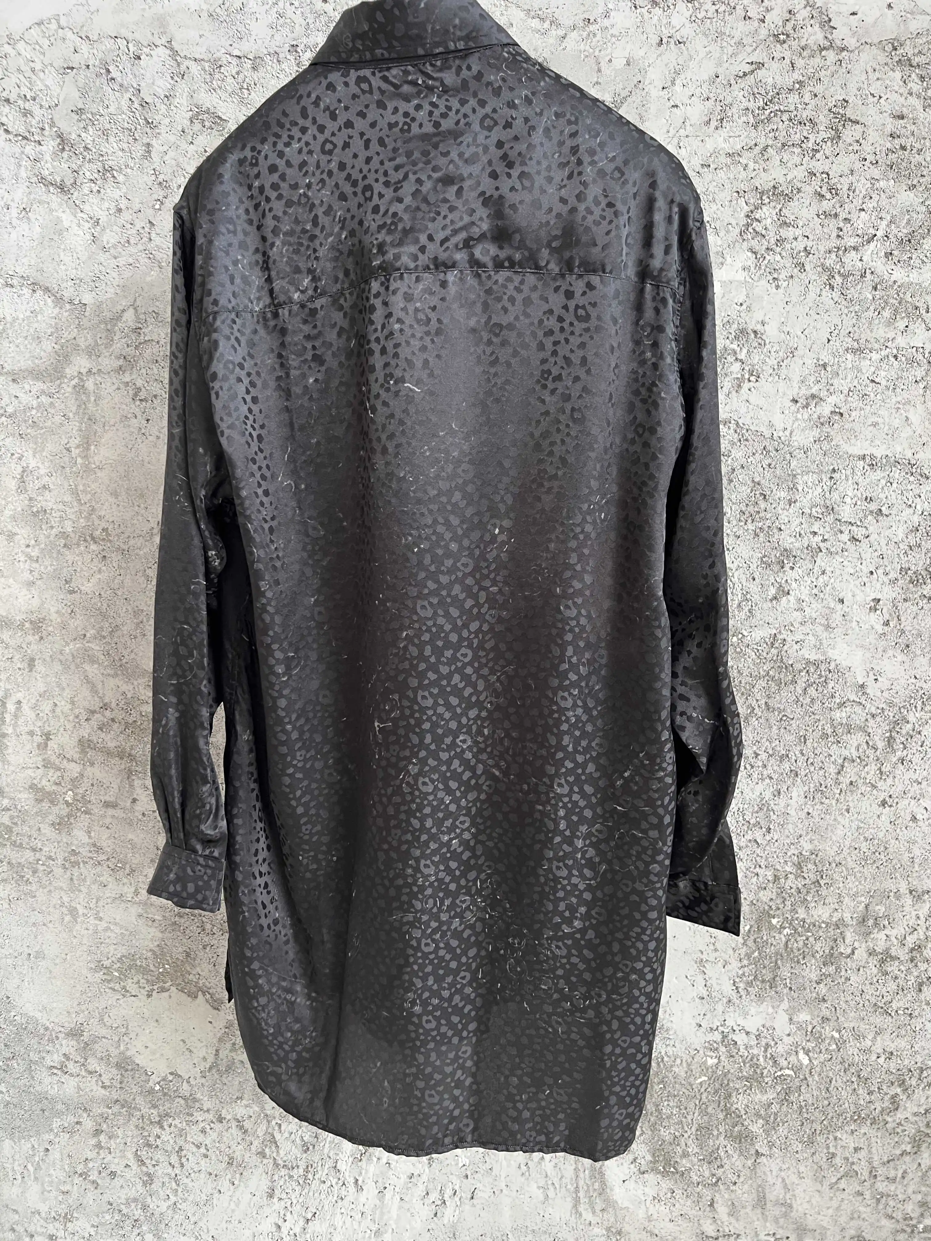 Ye Huimei totem print leopard print mulberry silk shirt for men