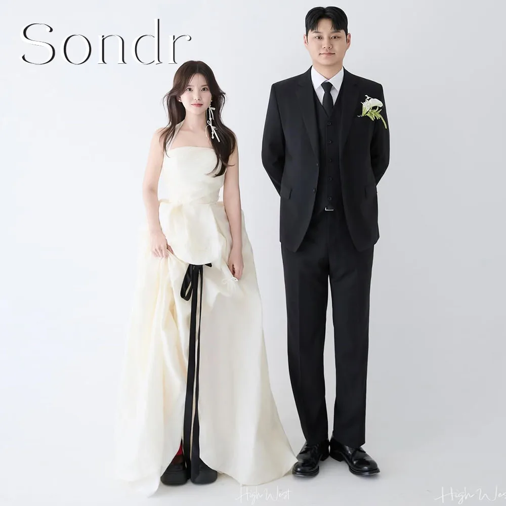 Suknie ślubne koreańskie Sondr z dekoltem halter, szyte na miarę, fason A-line, do sesji zdjęciowych na zewnątrz, suknie wieczorowe do ziemi, fason A-line.