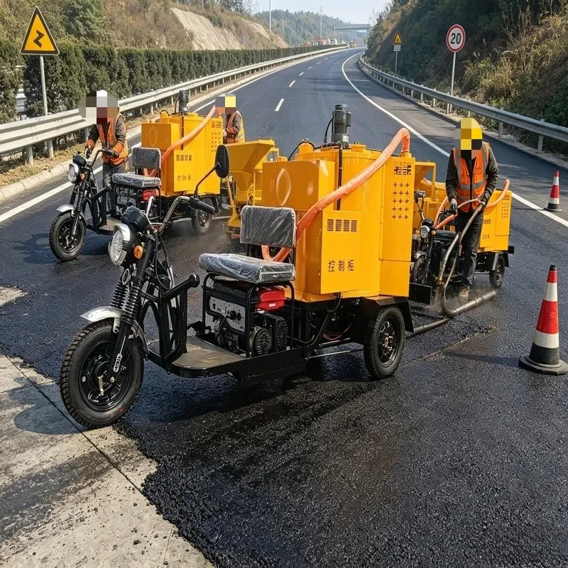 

Mobile Asphalt Crack Sealing Machine Pavement Crack Repair Tools For Construction Site
