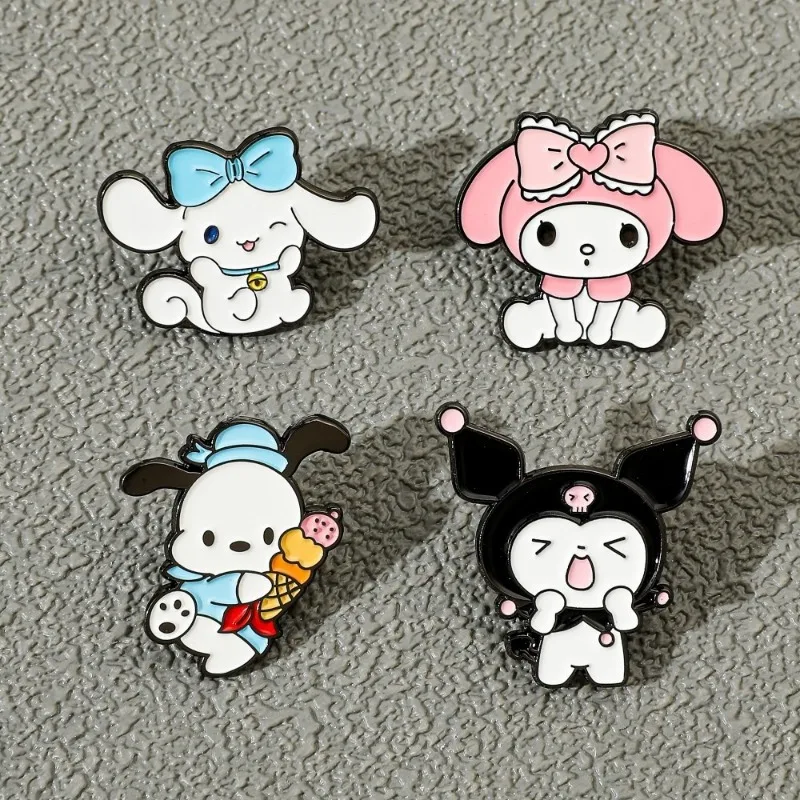 Sanrio kuromi broche dos desenhos animados anime figuras pochacco cinnamoroll emblema q figural bonito brinquedos broches meninas aniversário presentes de natal