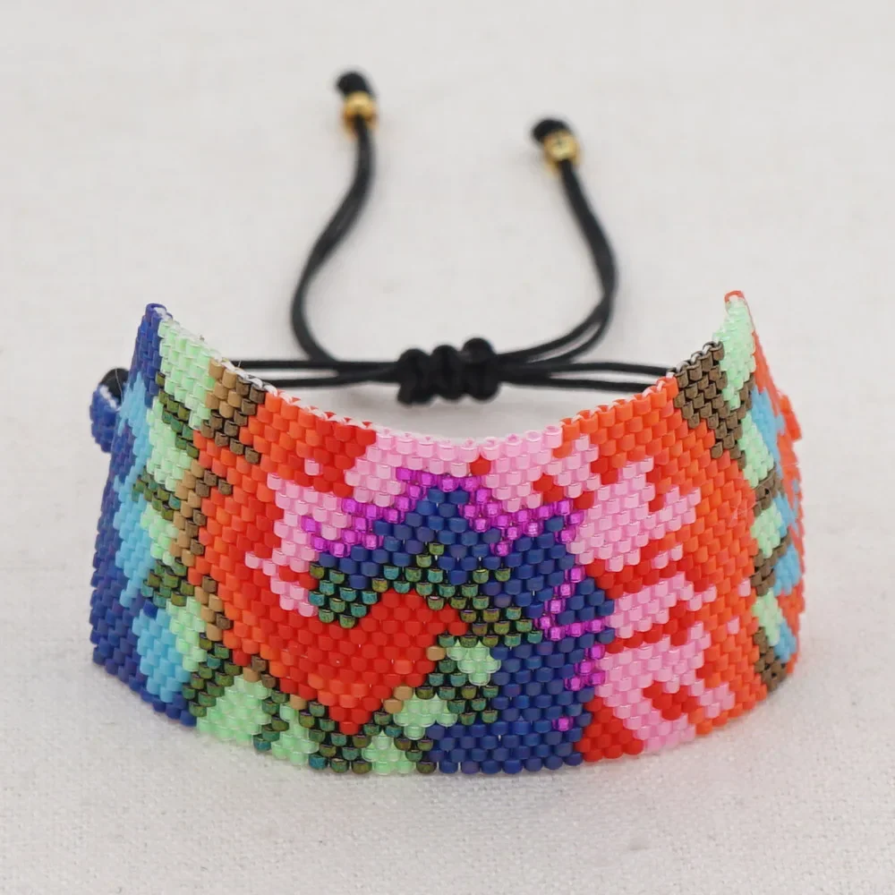 

Beaded bracelet Gradient Colouring Geometric Creative Trendy Simplicity Hand knitting Adjustable Bohemian Rice bead bracelet