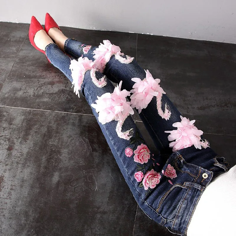 

Women's Korean Fashion Flower embroidery Slim Jeans Female 2023 Slim Jeans Pencil Pants