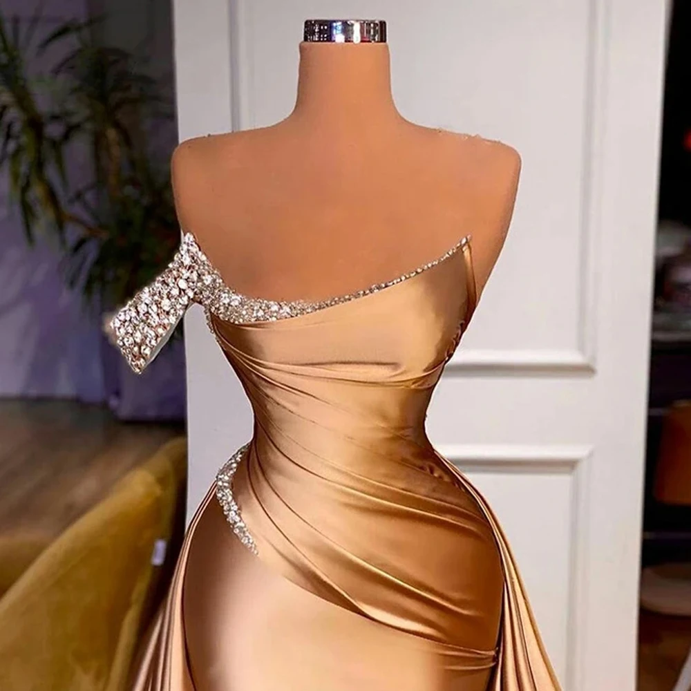 Gorgeous Gold Satin Evening Dresses One Shoulder Mermaid Luxury Crystal Formal Party Prom Gowns Pleat Robe De Soiree