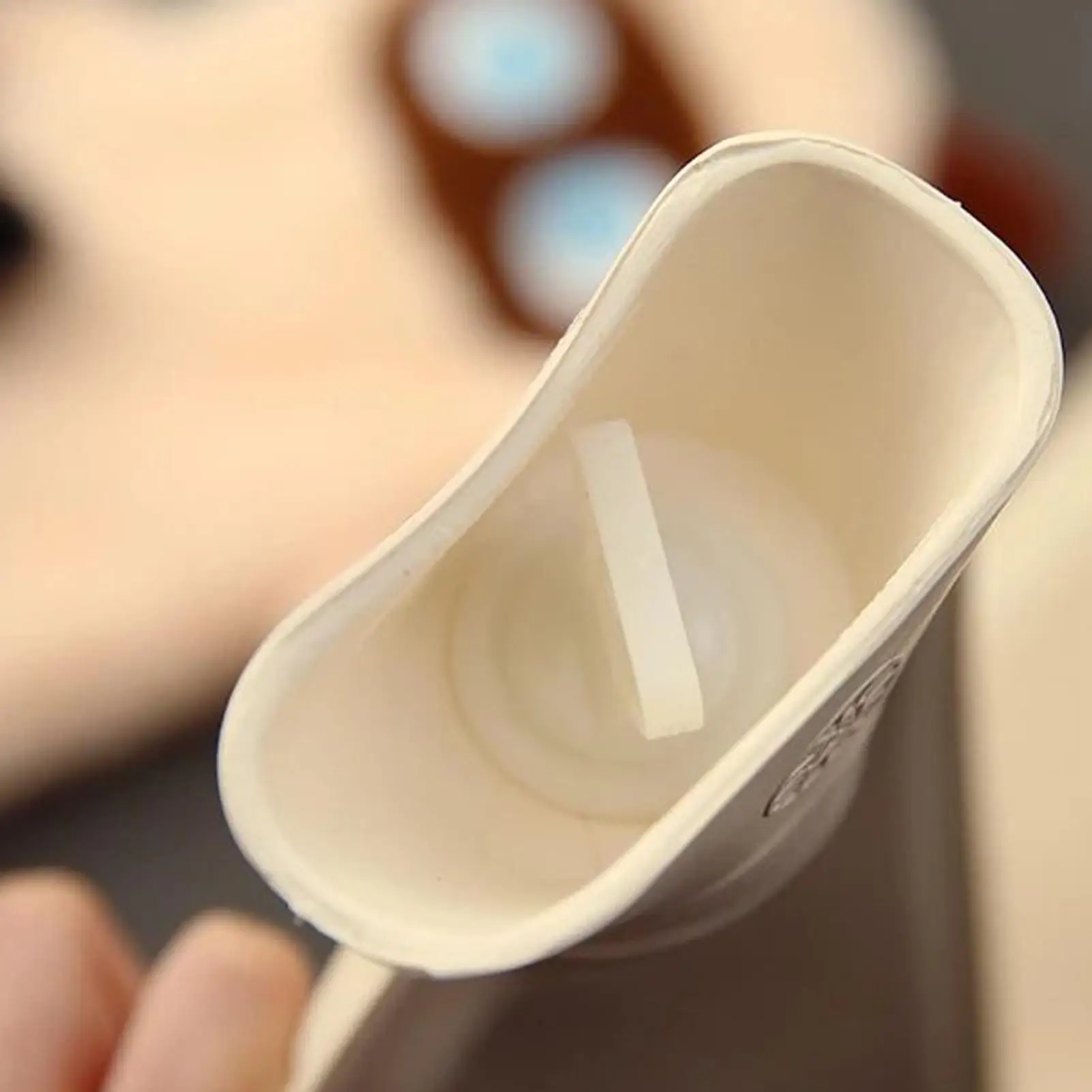 

Warm Water Bag 1 Liter Long Cat Warm Compress Heat Pack Cute Hot Water Pouch For Home Travel Workplace Outdoor Camping Sleeping