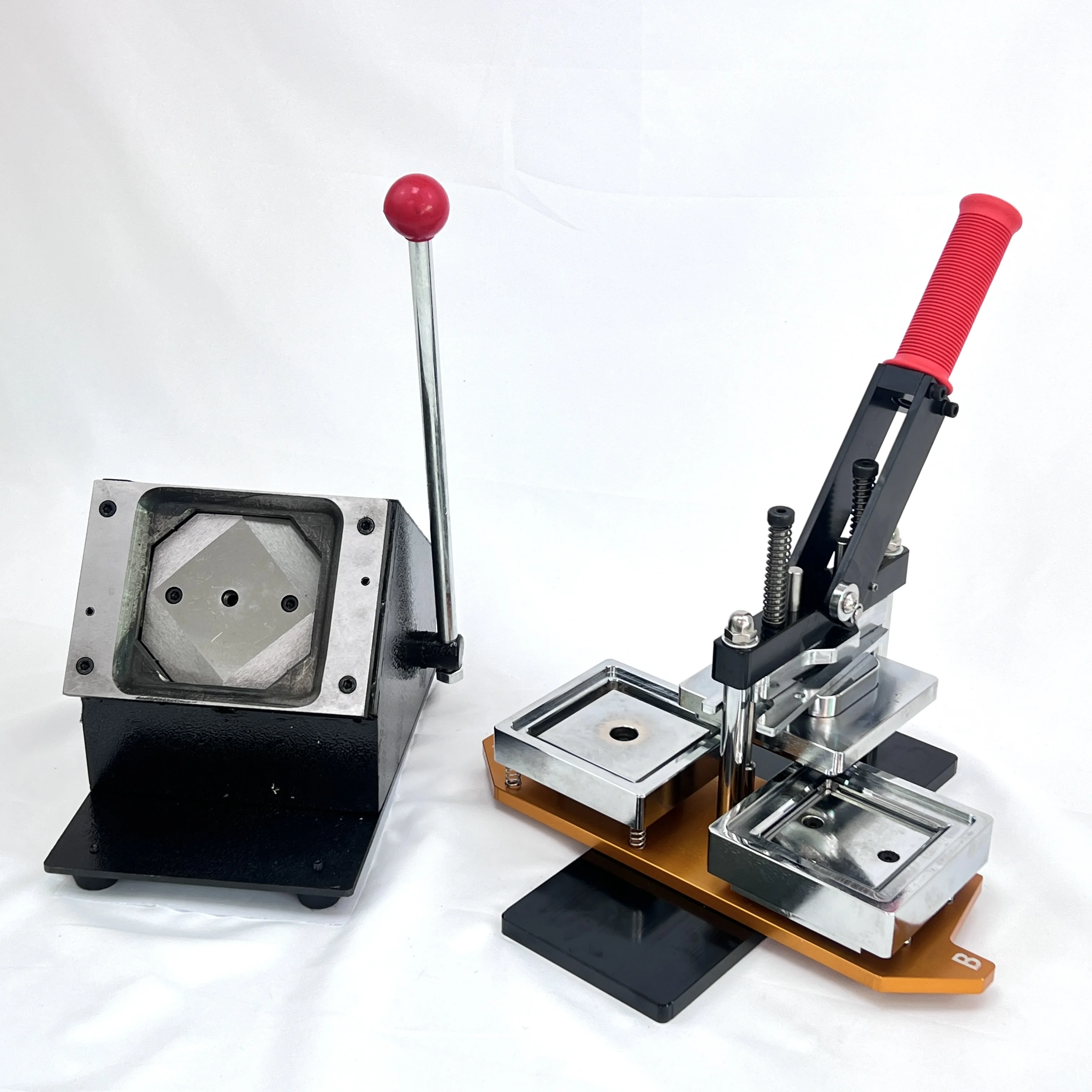 

80x80mm Square Photo Badge Making Machine Kit With Cardboard Soft Magnetic Refrigerator Stickers And Acrylic Material