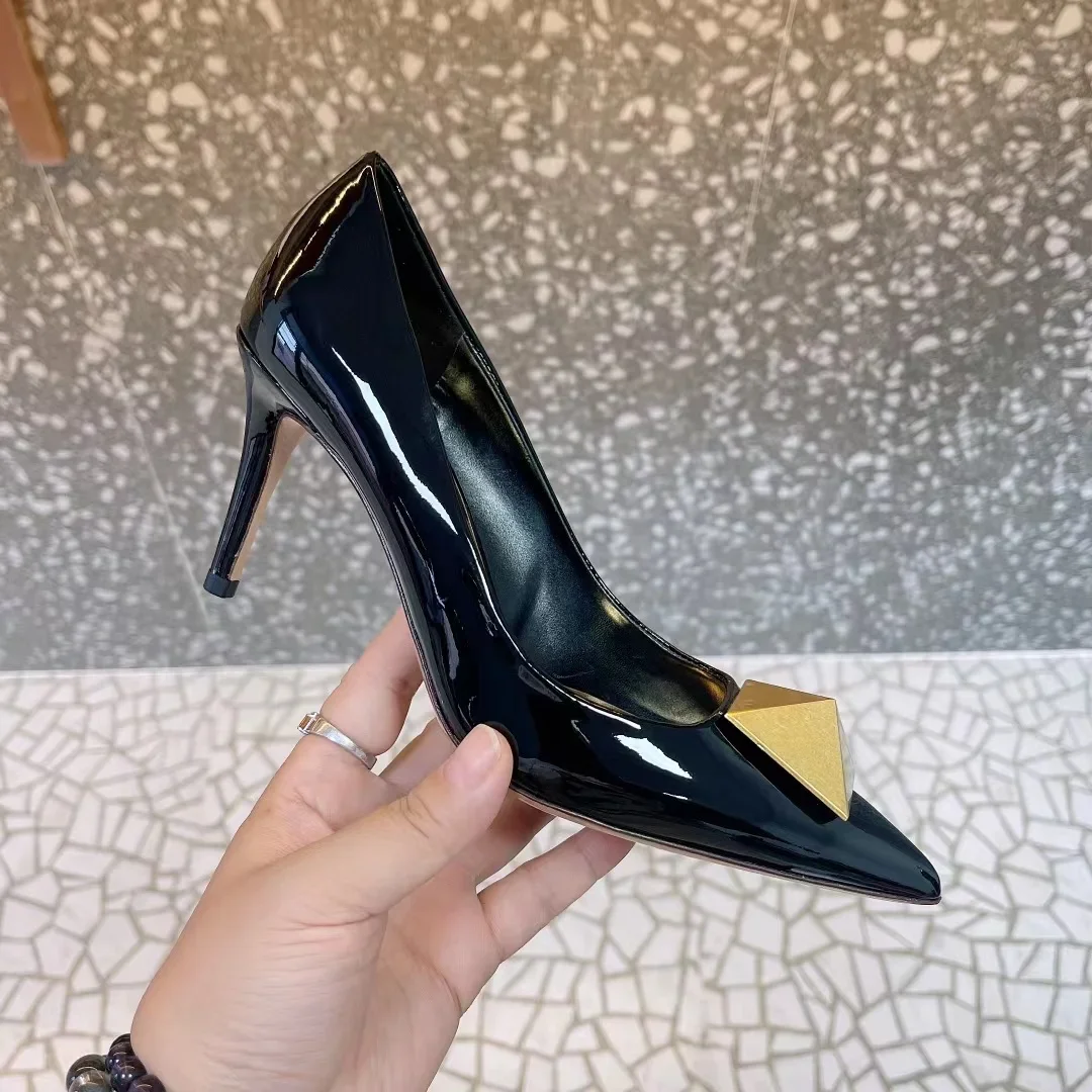 2024 Autumn New Versatile Large Rivet Lacquer Skin Shallow Mouth High Heels Slim Heels Women's Liuding Sexy Pointed Single Shoes