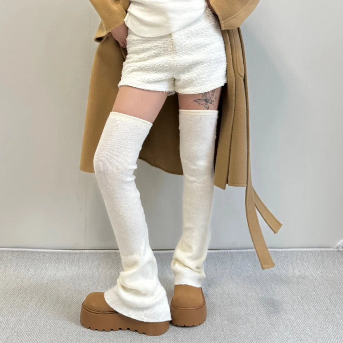 

Hot New Autumn Winter Girl Tall Leg Warmers Lolita Maid Cosplay Loose Socks Knitting Keep Warm Leg Sleeve Stockings Hose Flared