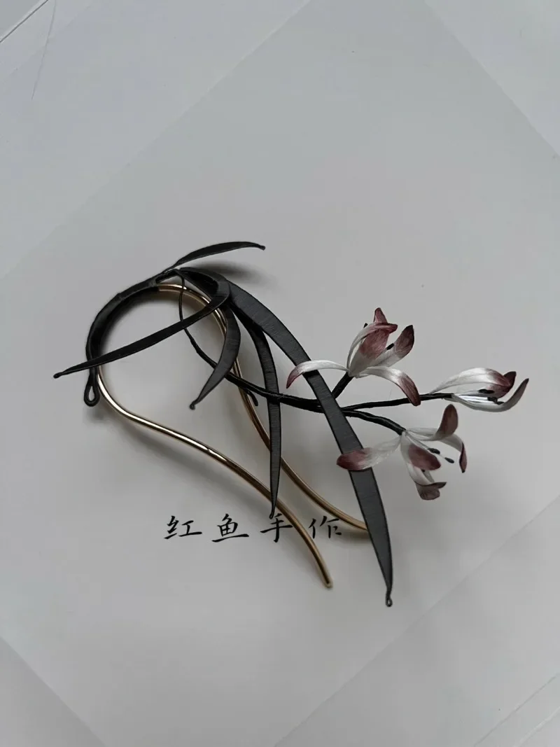 Edelweiss wrapped orchid hairpin, ink color edelweiss hairpin, can be changed brooch, red fish handmade