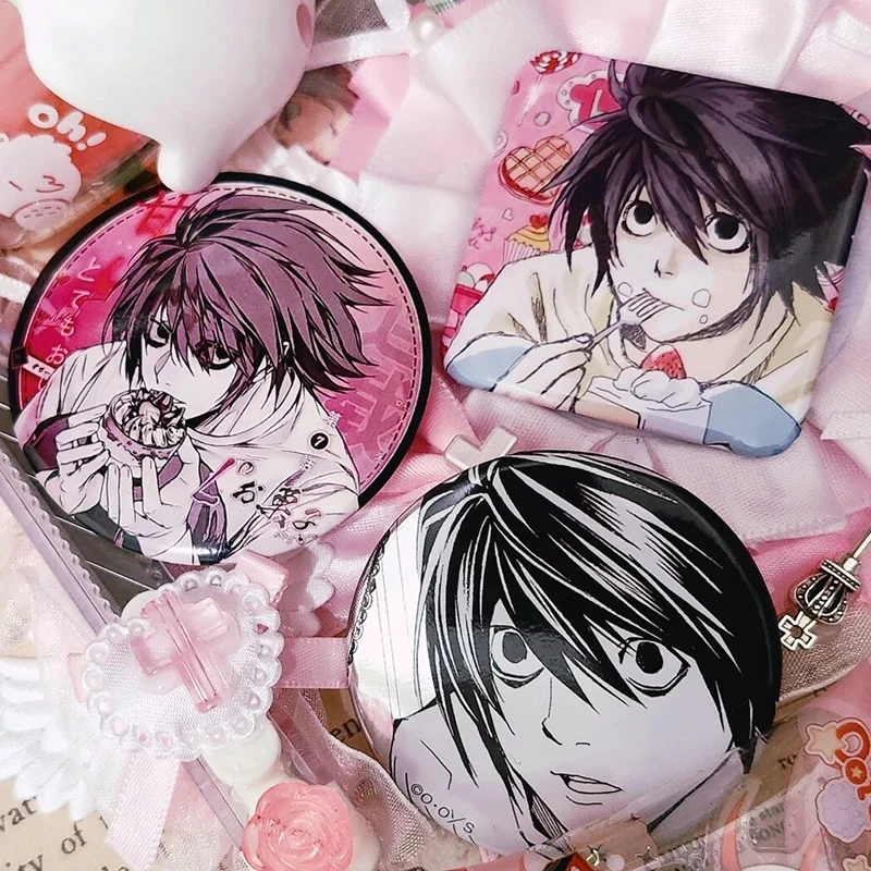 Anime DEATH NOTE Yagami Light L Cosplay Brooch Creative Tinplate Badge Lapel Pins Bag Ornament Accessory Collect Decoration Prop