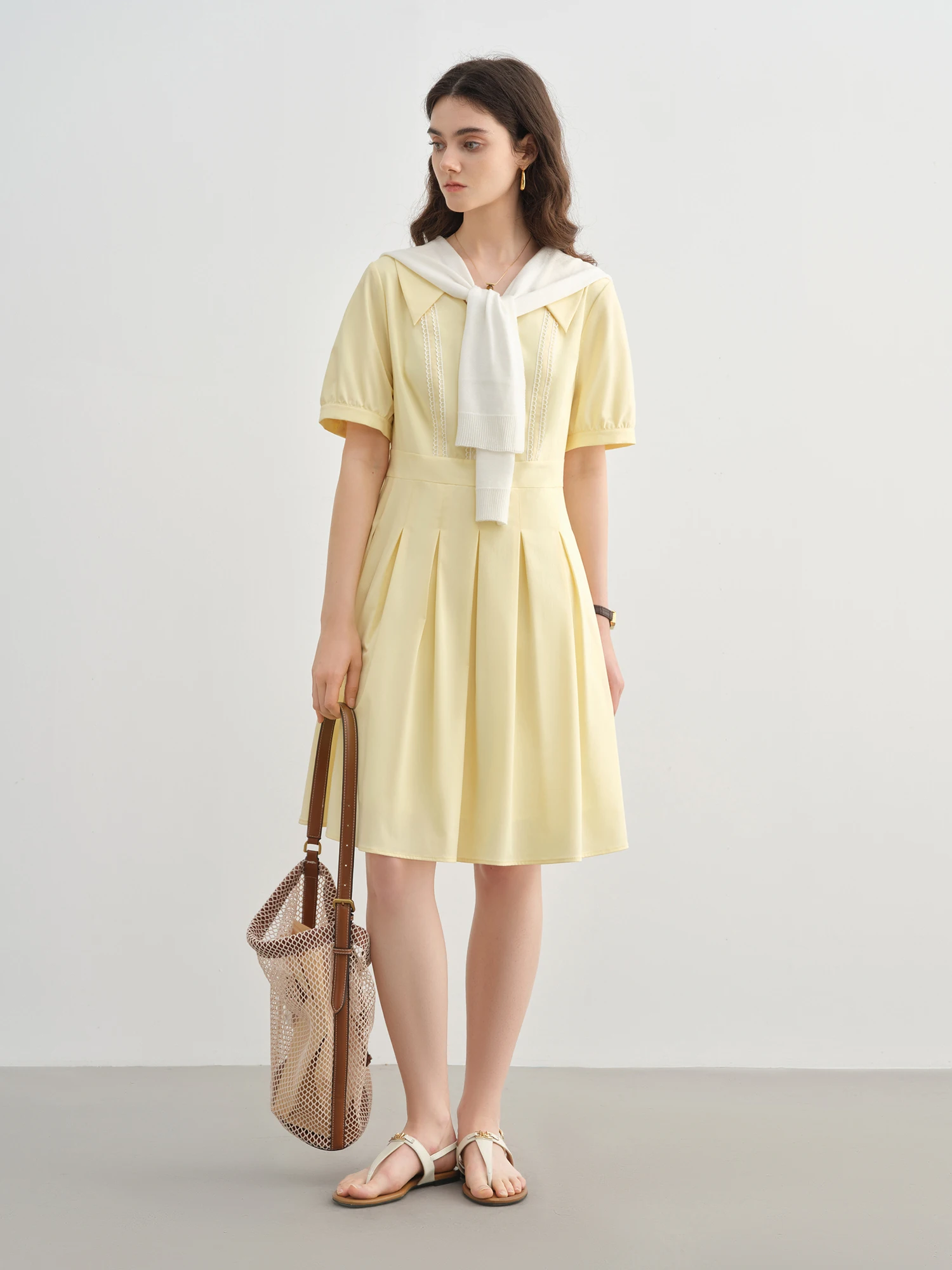 DUSHU 플러스 사이즈 여성 슬림 드레스 여름 달콤한 노화 감소 허리 짧은 소매 v 넥 하이 웨스트 Pleated 25DS82288