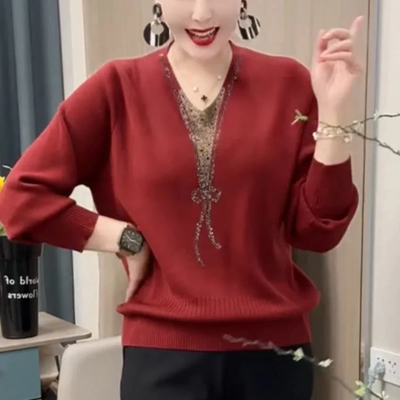 

Высококачественный женский свитер с v-образным вырезом Hot Diamond осенью и зимой, новый свободный и тонкий топ-рубашка с длинными рукавами в стиле матери