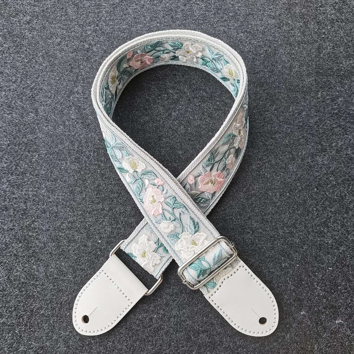 Original hand-sewn personality refreshing antique flower embroidery electric guitar bass strap guitar strap