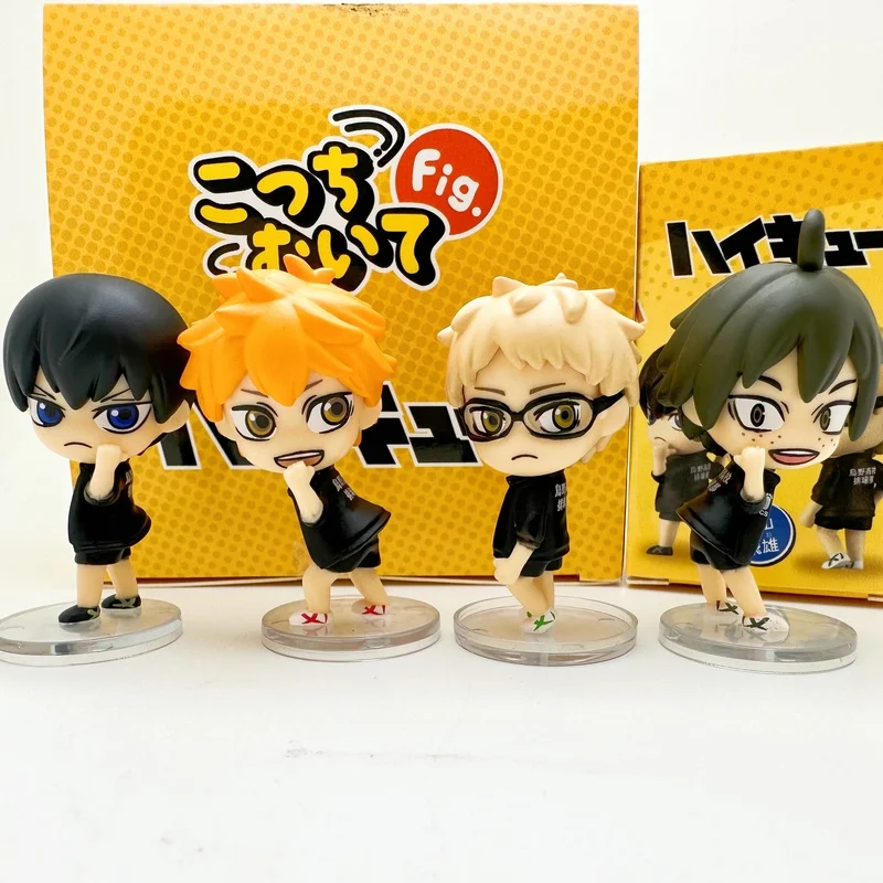 

В наличии японская версия волейбольных мальчиков с поздравлением с поворотом Хината и Кагеямы, выглядящая назад, демонстрирующая командную форму, фигурка