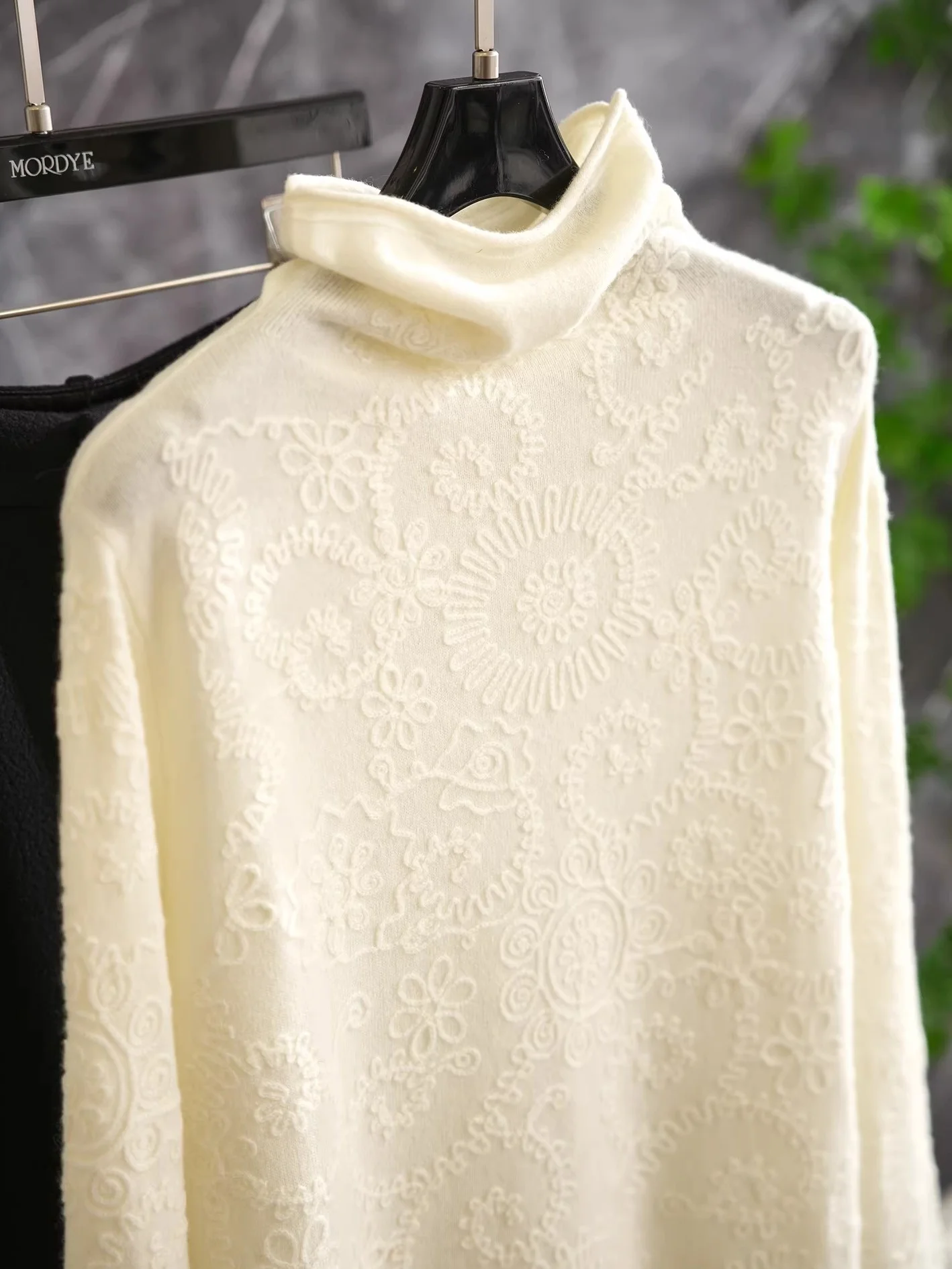 

Ele High Collar Knitted Sweater 00 Wool Women's Innerwear Outerwear Beautiful Embroidery Artistic Design Warm Winter Fas...