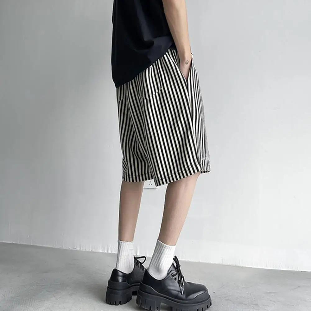 Men Shorts Versatile Men's Knee-length Shorts Elastic Waist Adjustable Drawstring Stylish Vertical Striped Print with Convenient