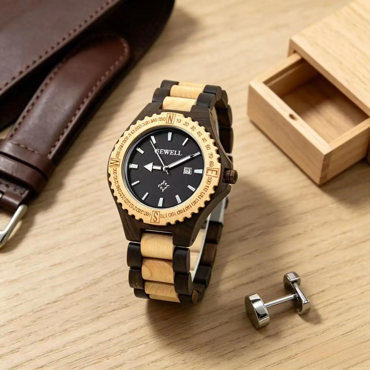 Men's Natural Wooden Quartz Wristwatch description 2