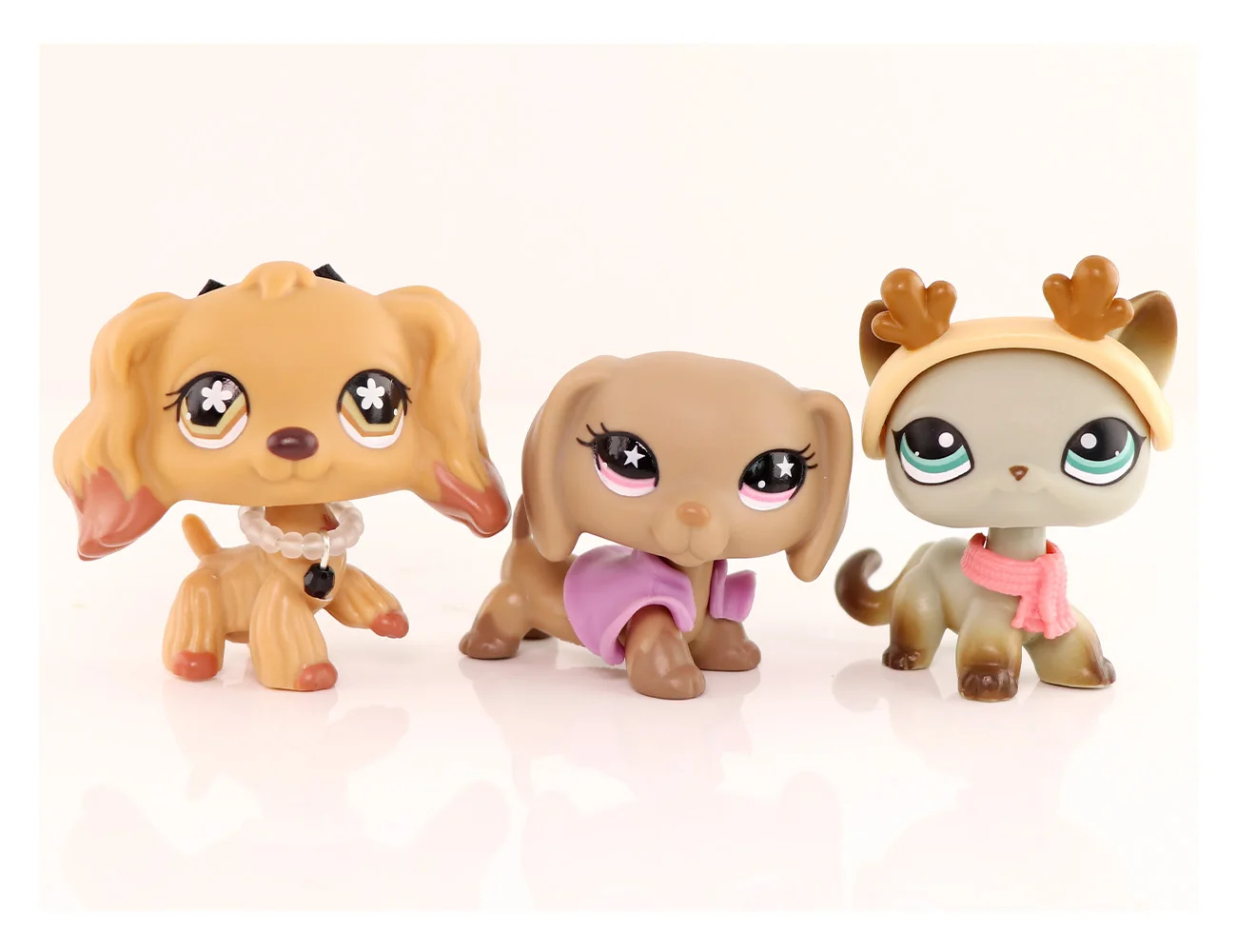 

3 Lot Little Pets Dachshund 932 Cocker Spaniel 575 Shorthair Cat 391 Accessories