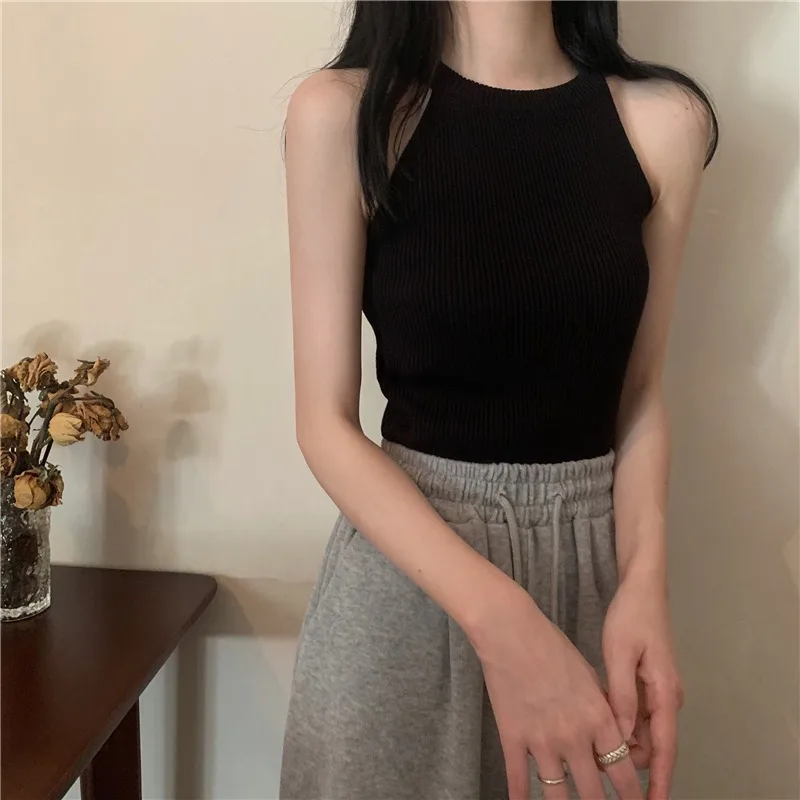 Knitted Hanging Neck Sling off-the-Shoulder Top Summer 2024 New Slim fit Slimming Inner wear Short Vest Outer Wear Women