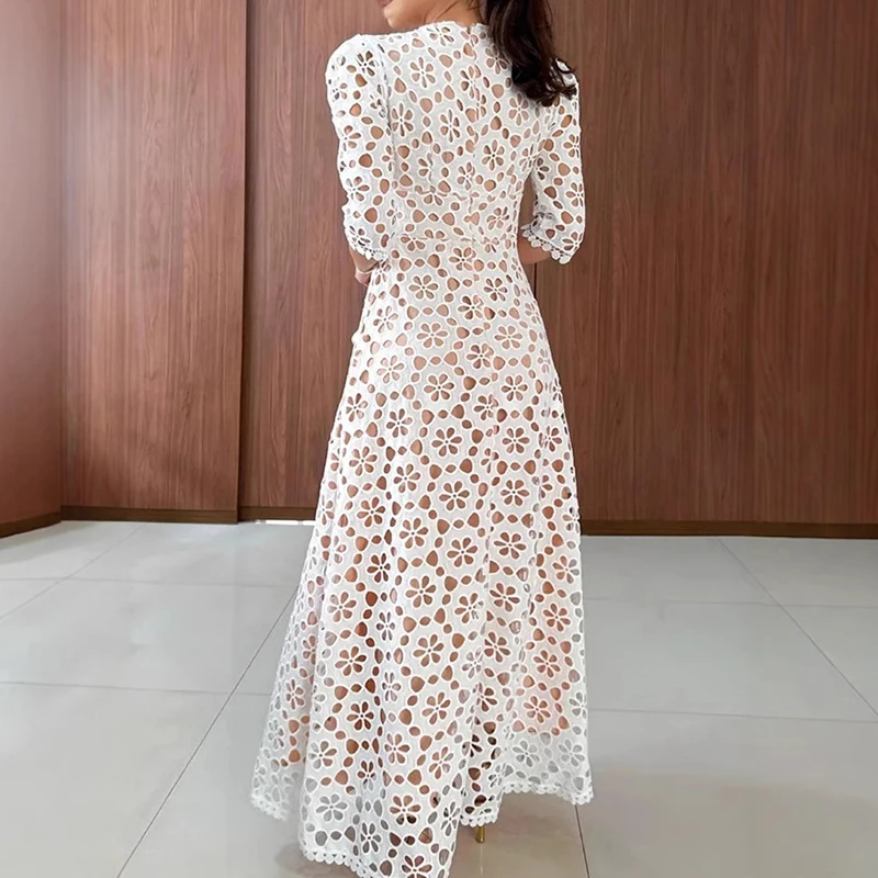 Abito da festa sottile in pizzo con scollo a V da donna elegante 2025 Abito da vacanza vuoto a vita alta primavera estate Abito da pendolare casual a mezza manica