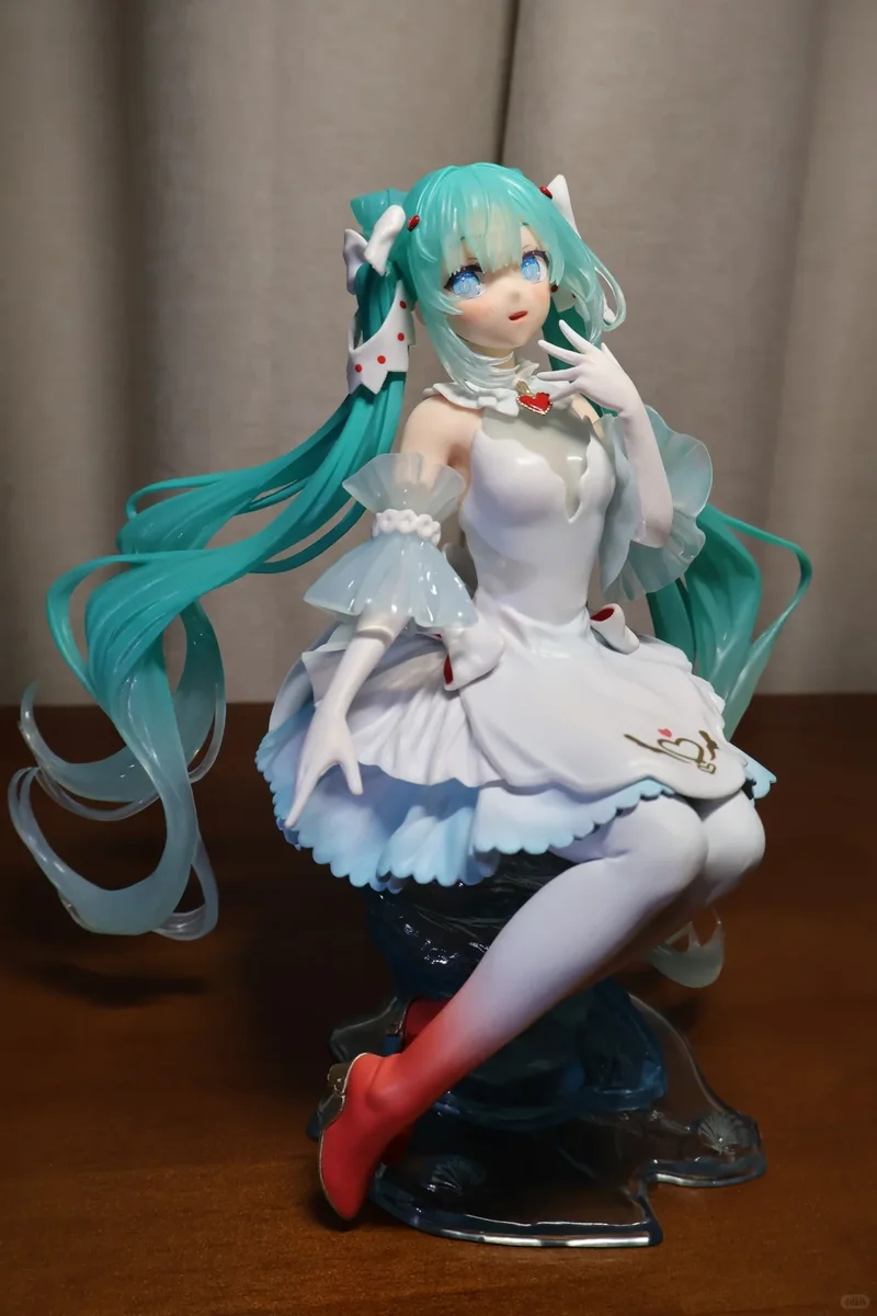 

New Product Spot Animation Miku Ice Sea Angel Handmade Action Figure Model Desktop Decoration Holiday Gift For Friends Souvenir