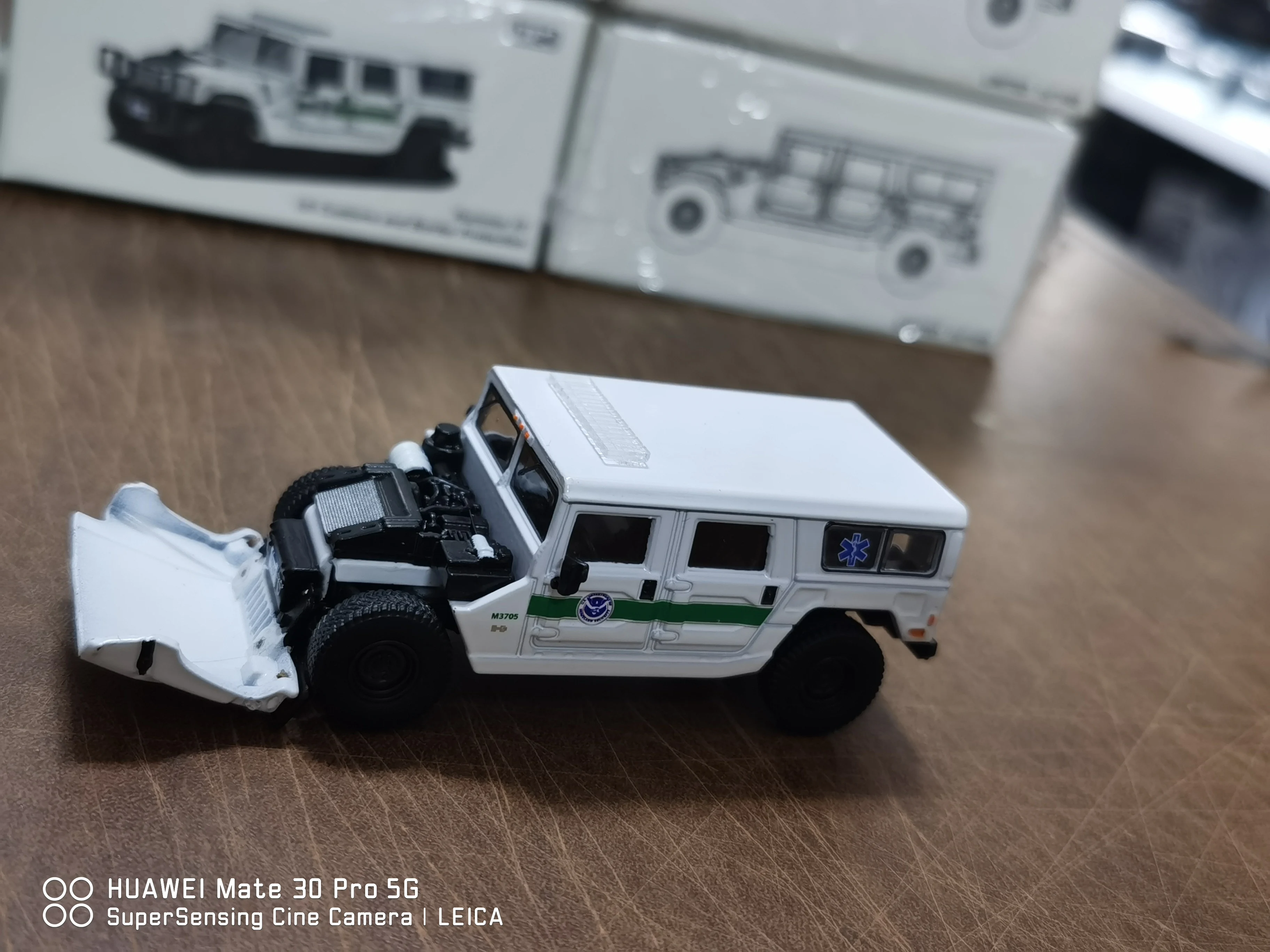 596 Model 1:64 Hummer H1 police car Collection die cast alloy car model decoration gift