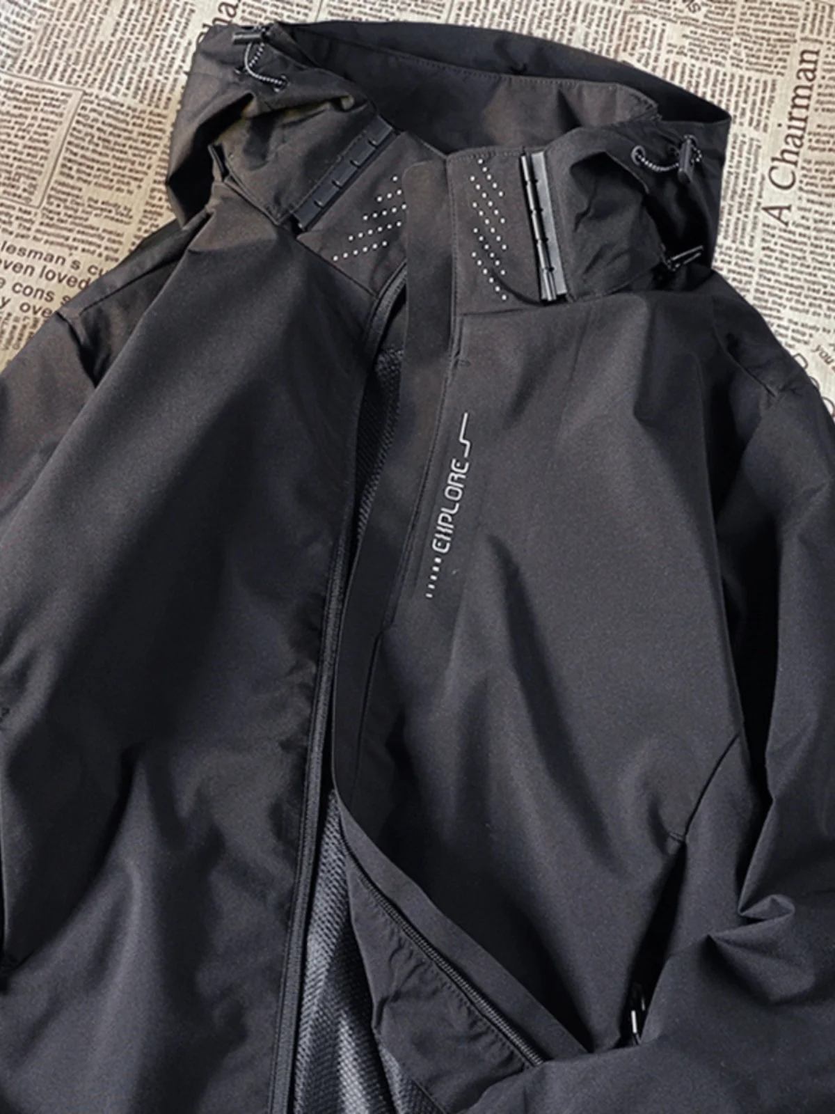 

Trendy Men's Hooded Stand Collar Jaet Autumn 2023 American Sle Functional Windbreaker Coat Polyester Long Sve Stand...