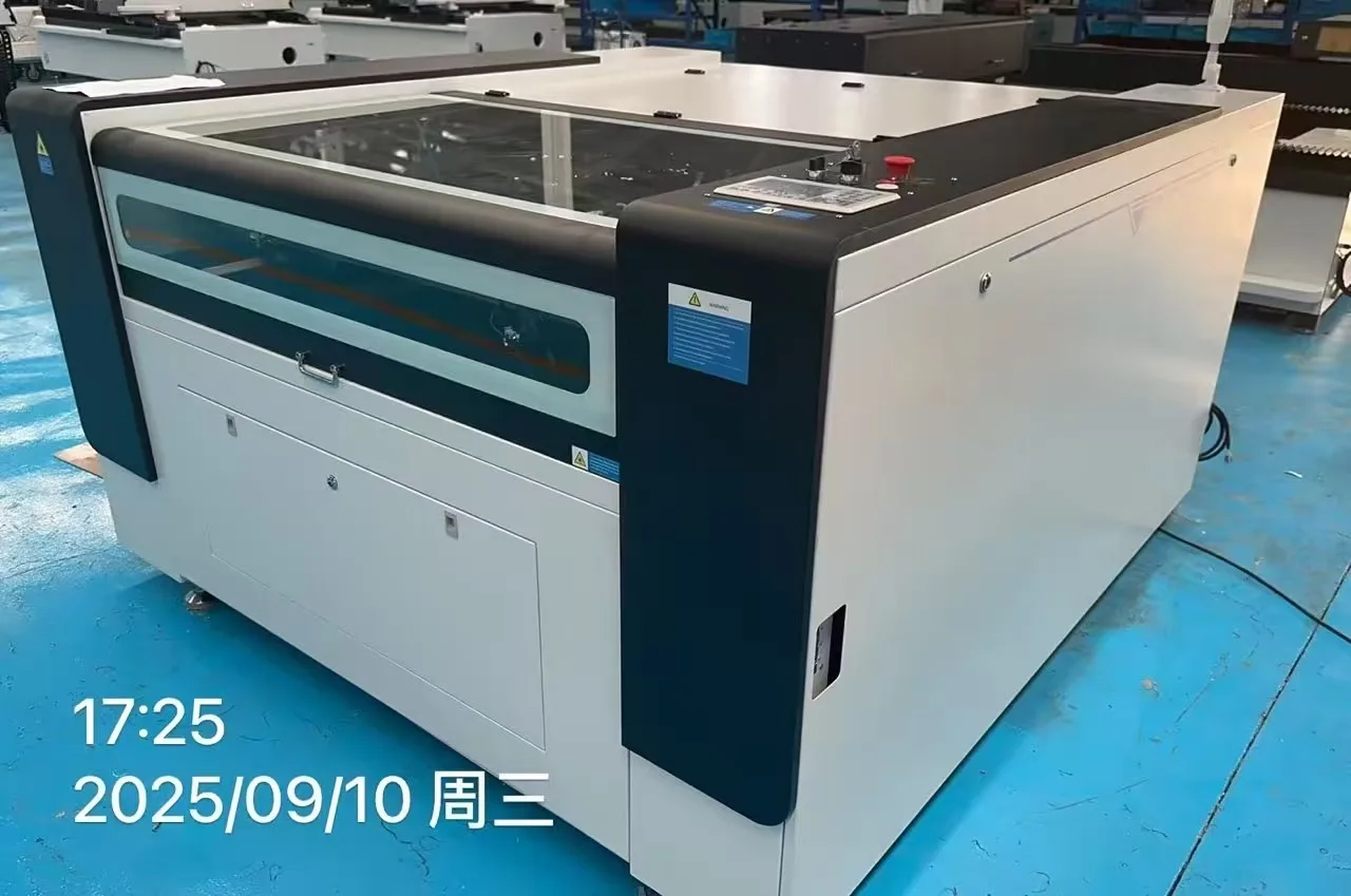 Easy Operate Chinese Supplier CO2 Laser Engraving Cutting Machine 1390 1610 for MDF Wood Support Lightburn Software