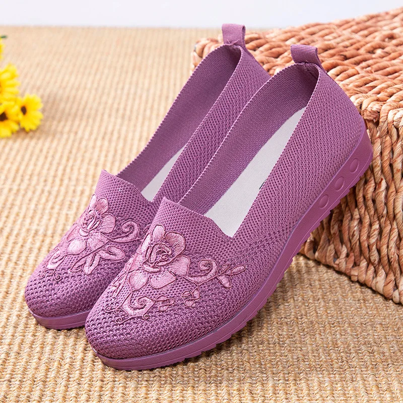 

New Breathable Cloth Shoes for Women's Soft Bottom Non-Slip Mom Shoe Low-Cut Slip-on Casual Shockproof Spring Summer Popularity