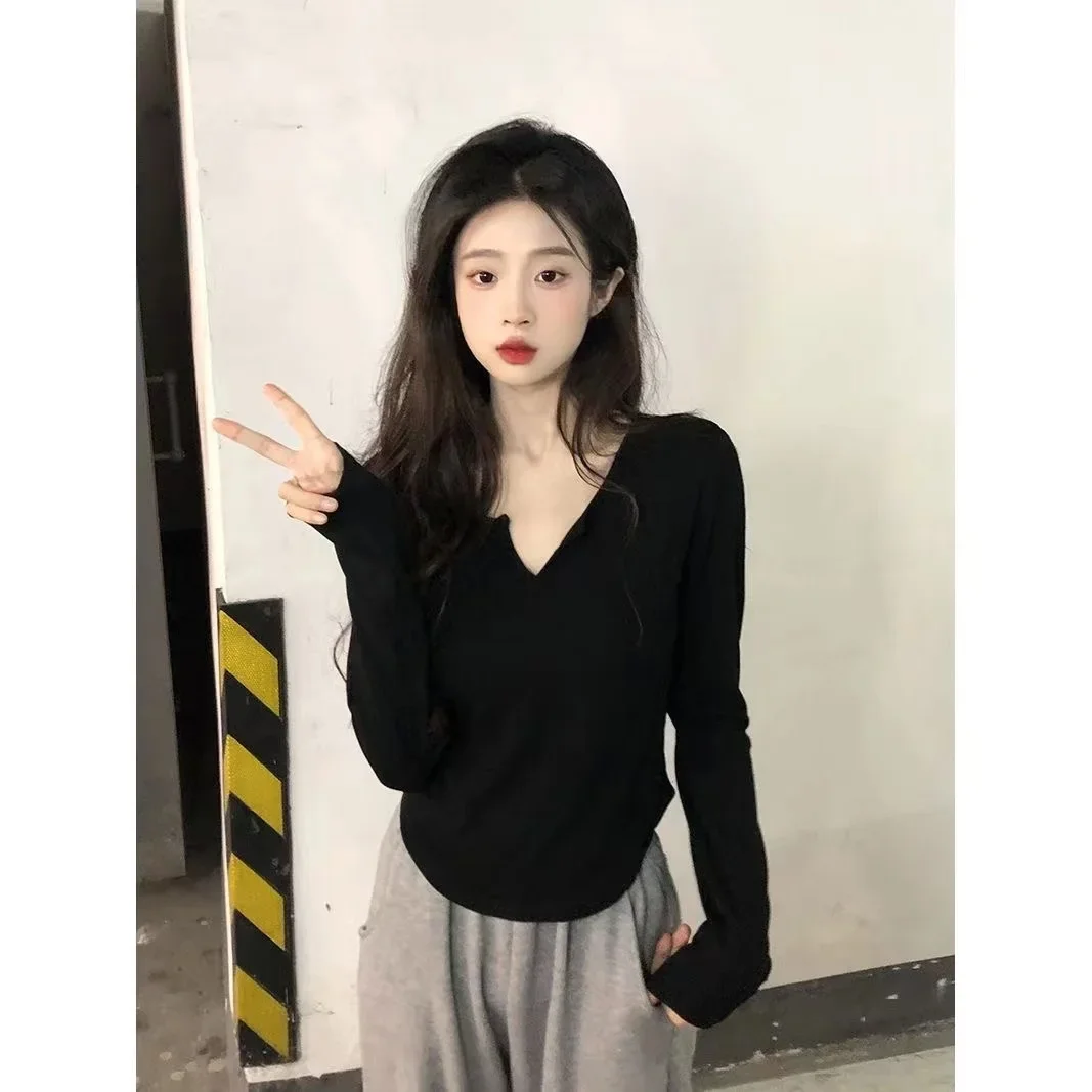 

Nice Women's Pure Sexy V-neck Long Sleeved T-shirt For Women's Summer Korean Version 2022 New White Slim Look Underneath Blouse