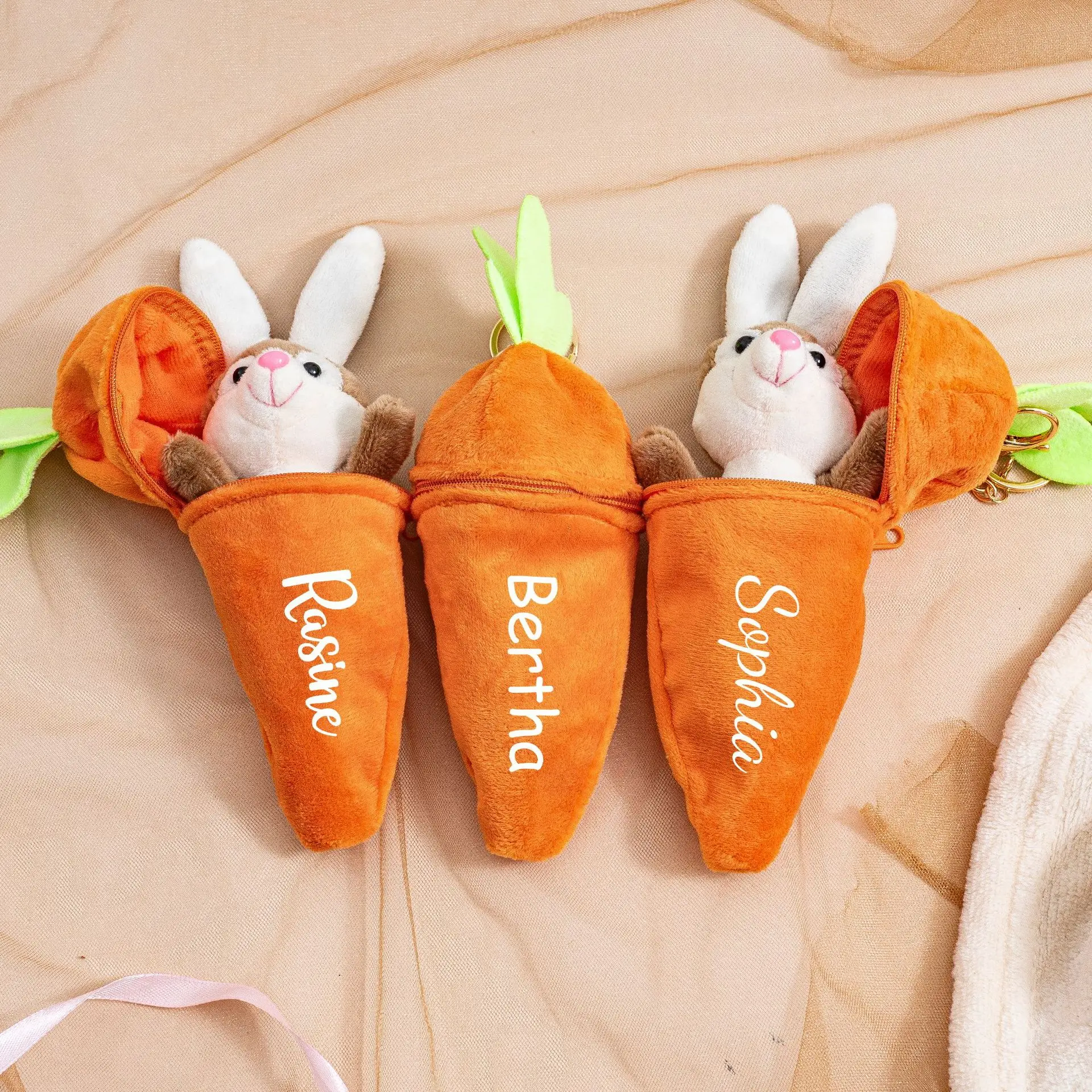 

Name Personalized Rabbit Carrot Plush Pendant Keychain Detachable Rabbit Carrot Pendant
